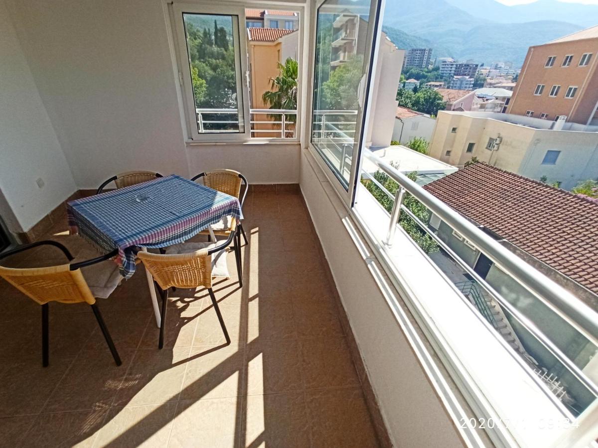 Apartments Mitende Budva Exterior foto